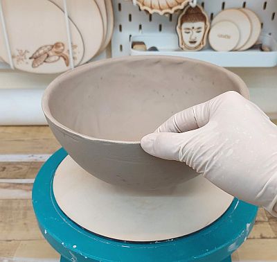 Bild "Tutorials Keramik:Tut-34-Schuessel-Schmetterling.jpg"