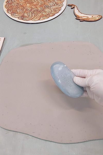 Bild "Tutorials Keramik:Tut-Schale-Aplikation-4.jpg"