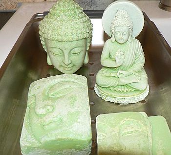 Bild "Tutorials Seife:Buddhas-Sodaasche.jpg"
